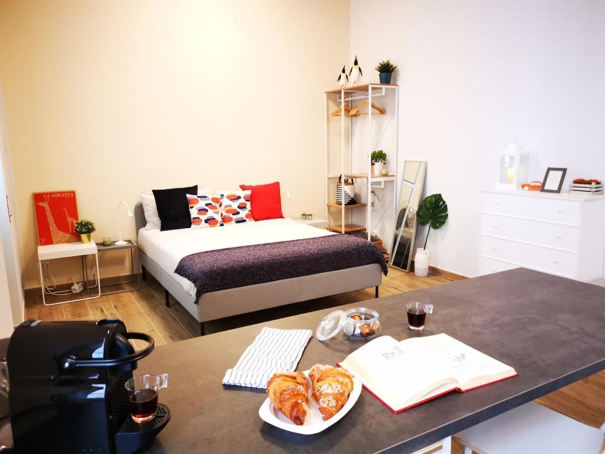 Cozy 50 Meters From The Metro * Milán