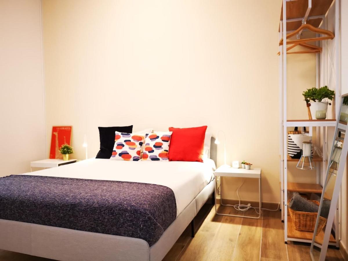 Cozy 50 Meters From The Metro Milán