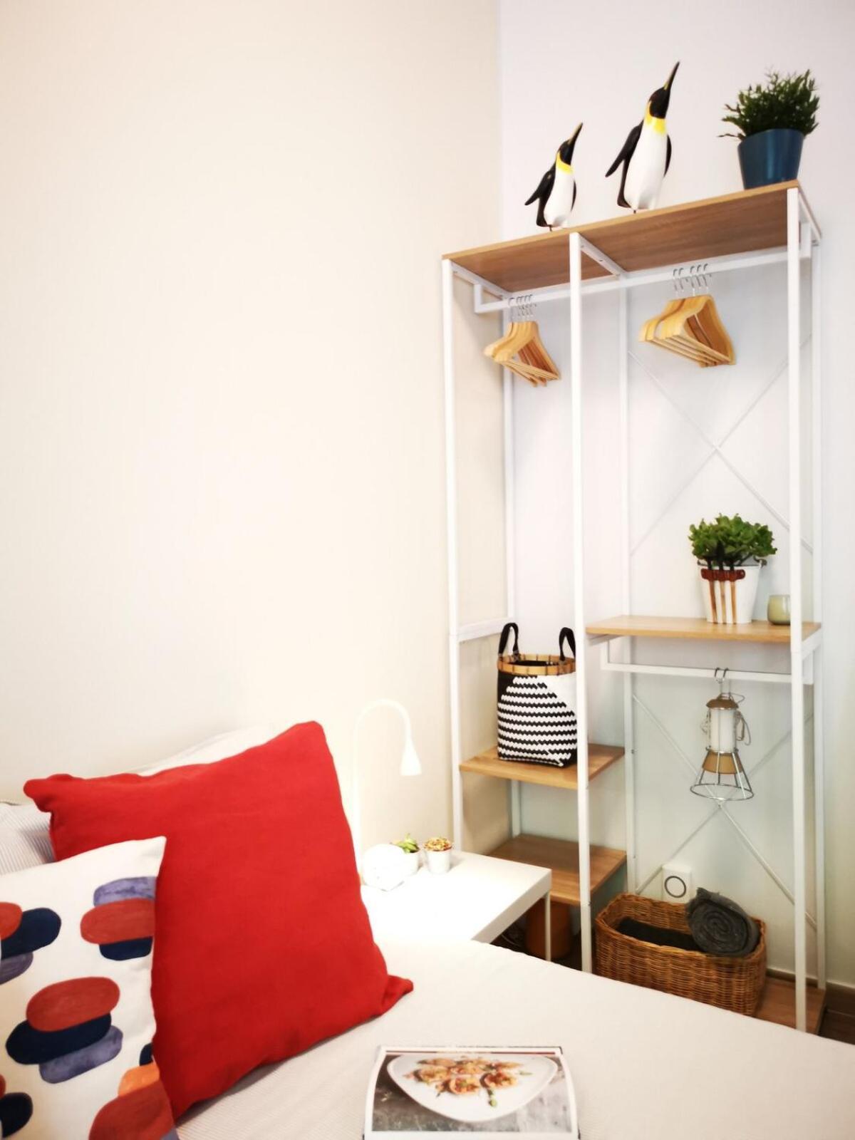 Cozy 50 Meters From The Metro Apartamento